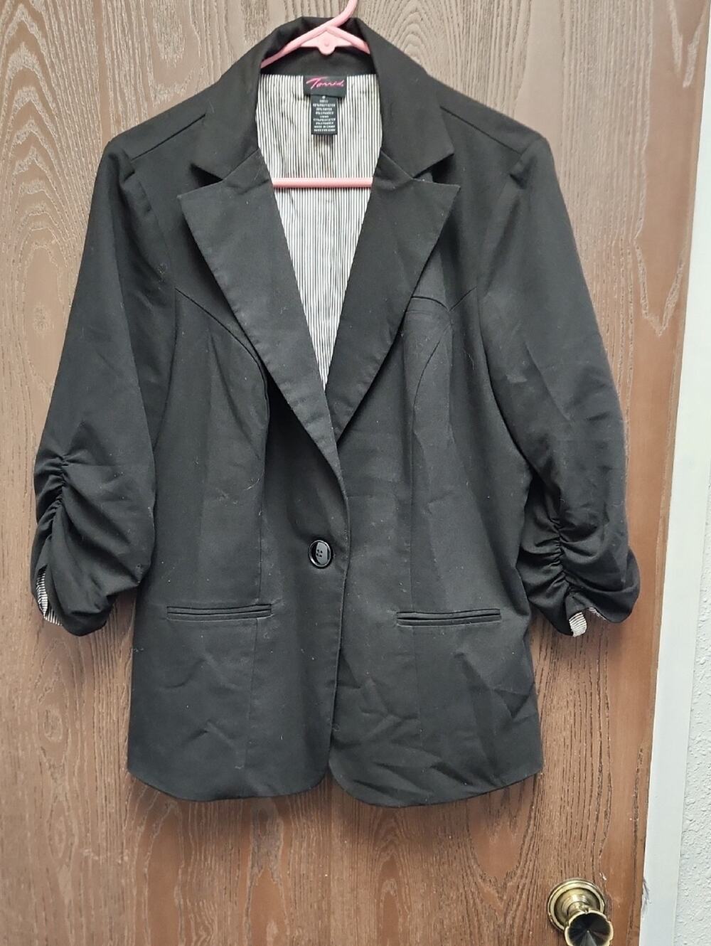 torrid Black Ruched Sleeve Single-Button Blazer